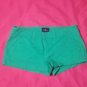 American Eagle shorts size 8 green